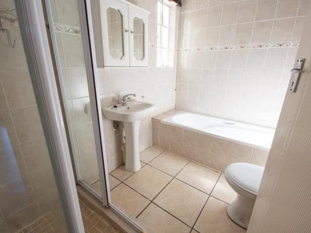 3 Bedroom Townhouse in Jordaan park