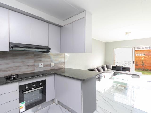 3 Bedroom Townhouse in Kyalami Hills