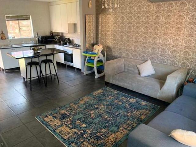 3 Bedroom Townhouse in Kyalami Hills