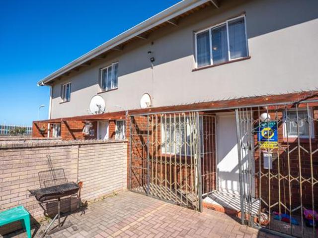 3 Bedroom Townhouse in Kensington
