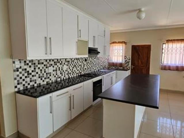 3 Bedroom Townhouse in Kimdustria