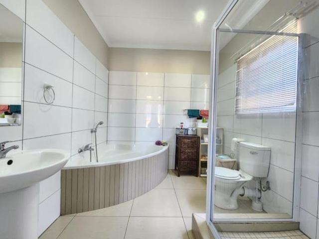3 Bedroom Townhouse in Kimdustria