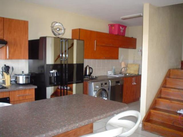 3 Bedroom Townhouse in Kosmosdal