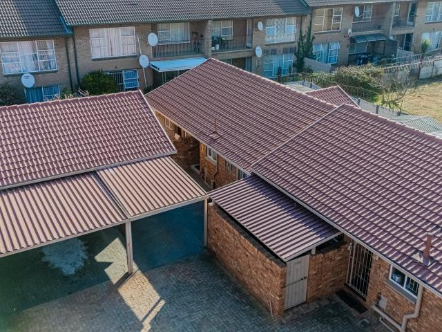 3 Bedroom Townhouse in Krugersdorp North