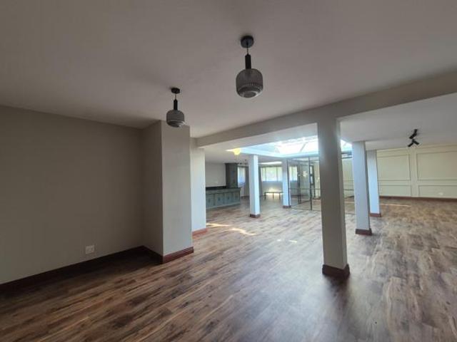 3 Bedroom Townhouse in Lynnwood Manor