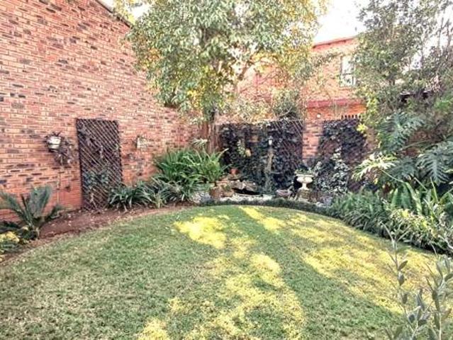 3 Bedroom Townhouse in La Montagne