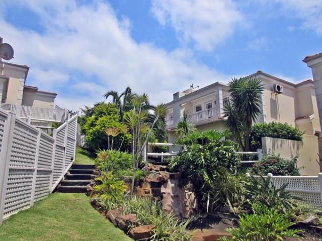 3 Bedroom Townhouse in La Lucia