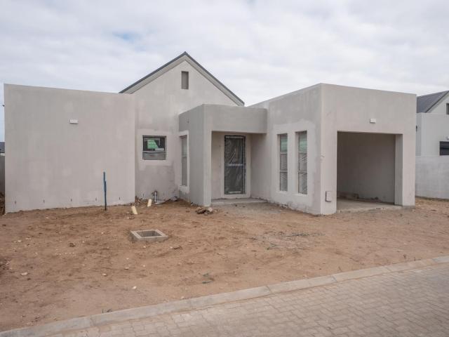 3 Bedroom Townhouse in Laguna