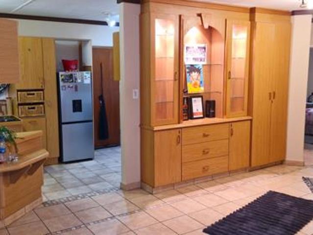 3 Bedroom Townhouse in Langenhoven Park