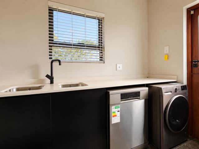 3 Bedroom Townhouse in Leonard