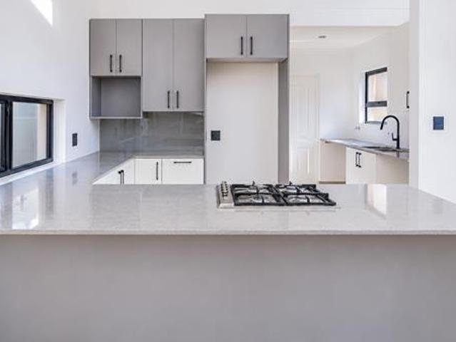 3 Bedroom Townhouse in Leloko