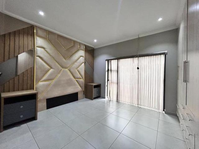 3 Bedroom Townhouse in Leloko