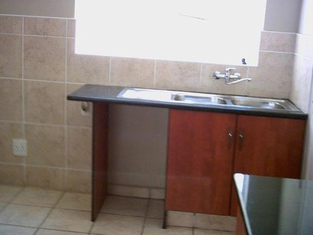 3 Bedroom Townhouse in Lephalale Ellisras