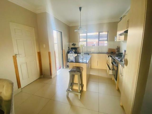 3 Bedroom Townhouse in Lilyvale SH
