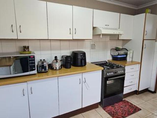 3 Bedroom Townhouse in Lincoln Meade