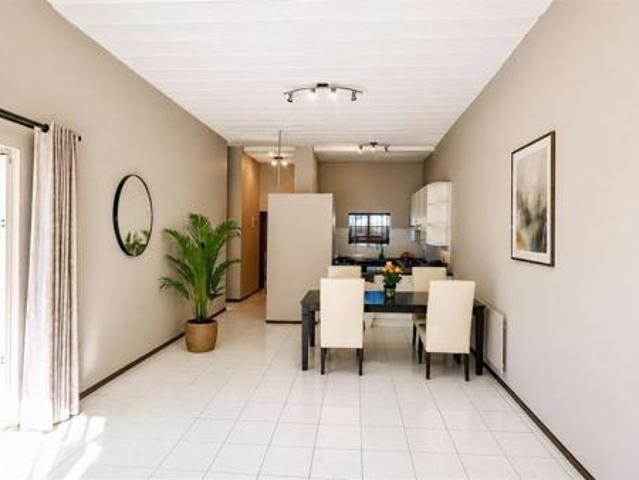 3 Bedroom Townhouse in Lonehill