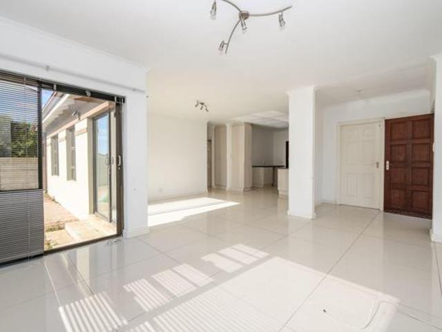 3 Bedroom Townhouse in Lorraine