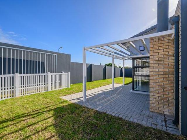 3 Bedroom Townhouse in Lorraine