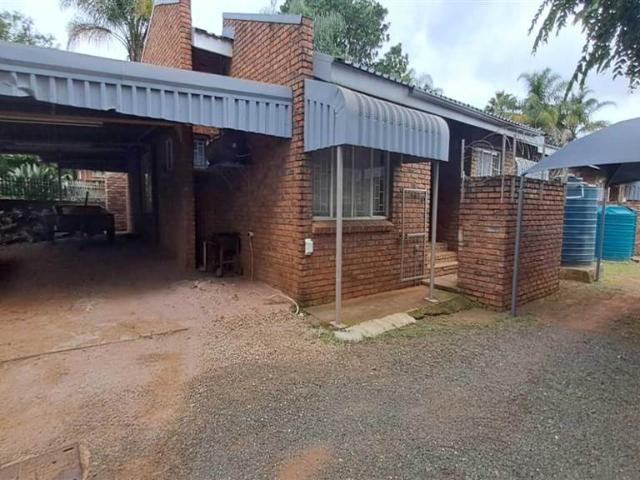 3 Bedroom Townhouse in Louis Trichardt