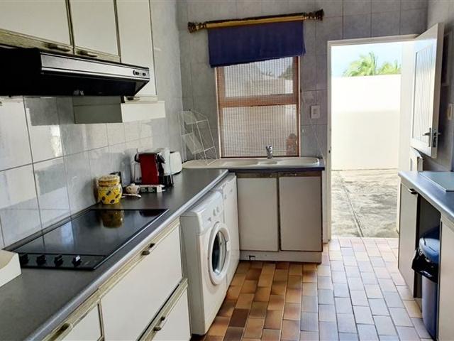 3 Bedroom Townhouse in Palm Beach