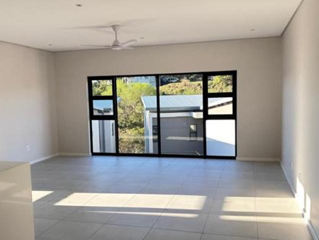3 Bedroom Townhouse in Palm Lakes Estate