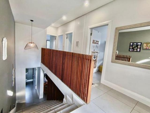 3 Bedroom Townhouse in Palm Lakes Estate