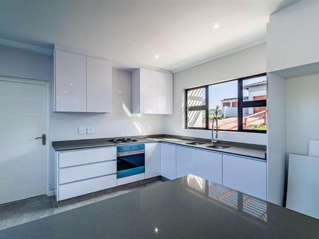 3 Bedroom Townhouse in Palm Lakes Estate
