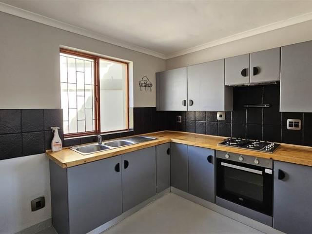 3 Bedroom Townhouse in Paradise Beach