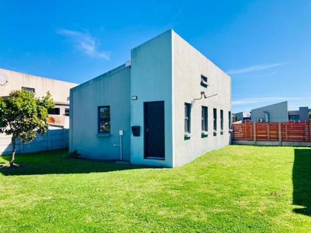3 Bedroom Townhouse in Parsons Vlei