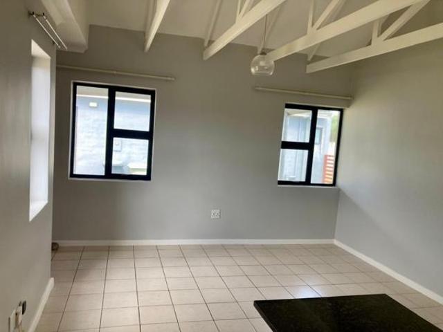 3 Bedroom Townhouse in Parsons Vlei