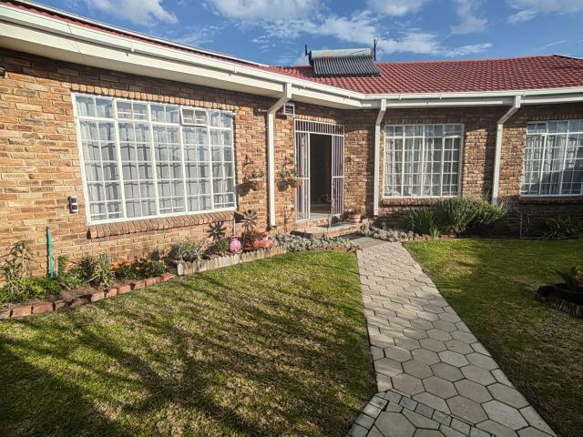 3 Bedroom Townhouse in Parys