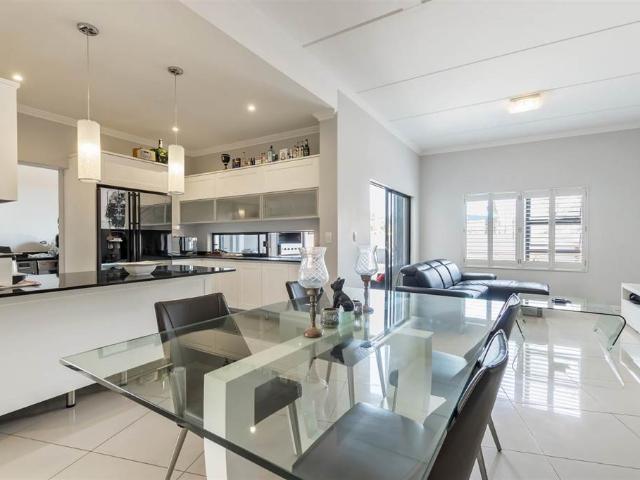 3 Bedroom Townhouse in Paulshof