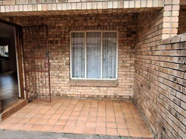 3 Bedroom Townhouse in Penina Park