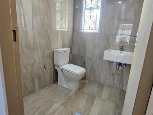 3 Bedroom Townhouse in Clayfield