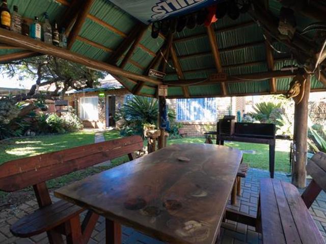 3 Bedroom Townhouse in Pierre van Ryneveld