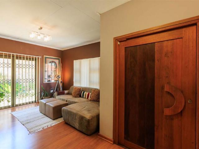 3 Bedroom Townhouse in Pioneer Park