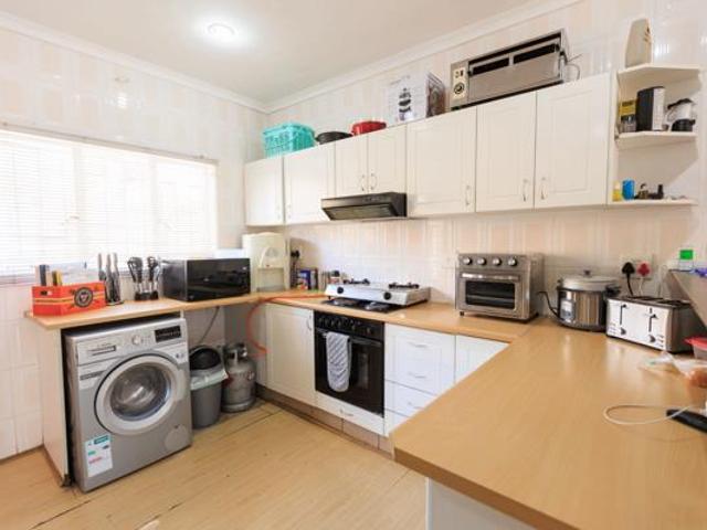 3 Bedroom Townhouse in Pioneer Park
