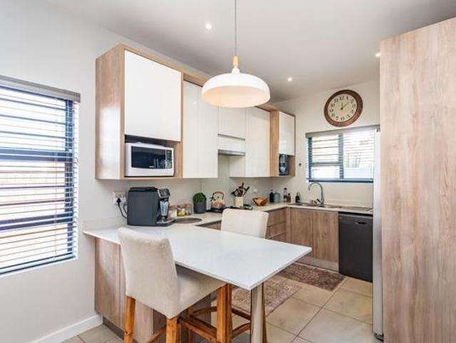 3 Bedroom Townhouse in Pinehaven