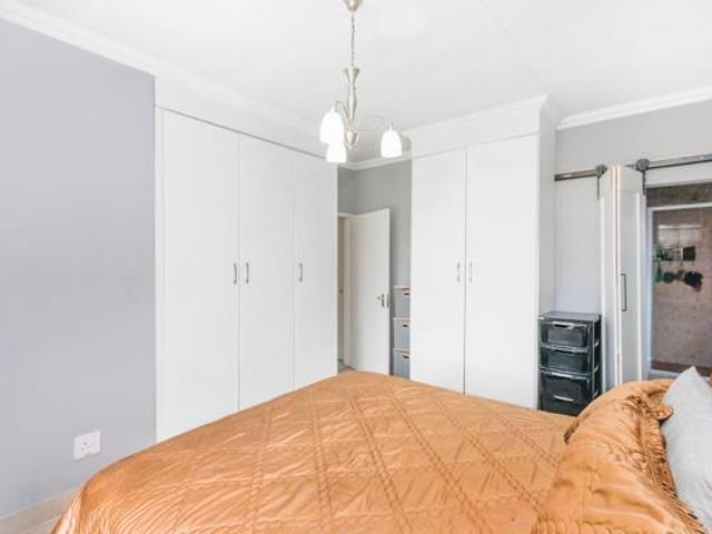 3 Bedroom Townhouse in Pinehaven