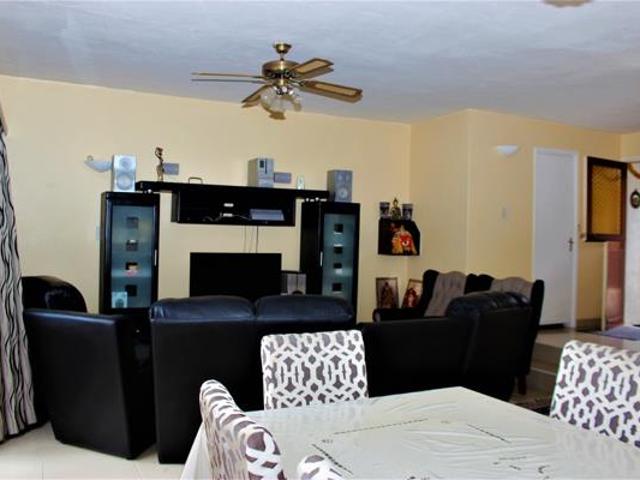 3 Bedroom Townhouse in Port Edward