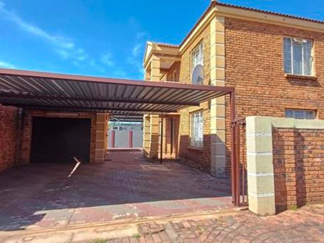 3 Bedroom Townhouse in Pretoria West