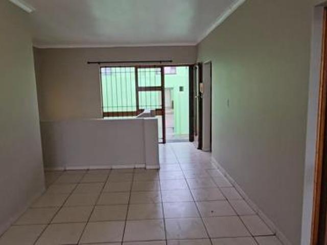 3 Bedroom Townhouse in Quigney