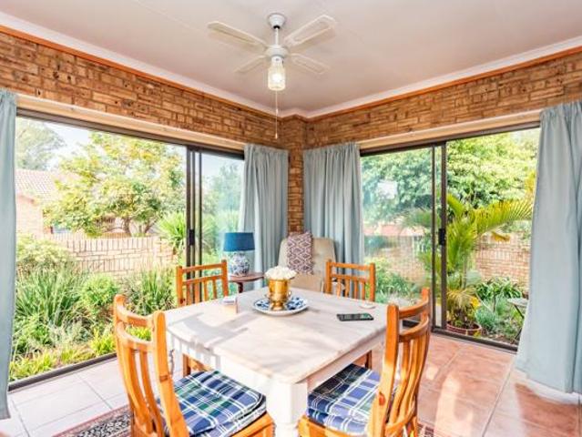 3 Bedroom Townhouse in Ruimsig