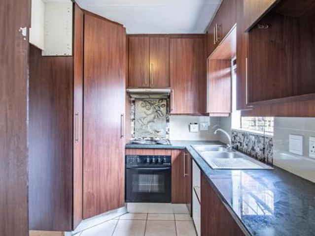 3 Bedroom Townhouse in Ruimsig