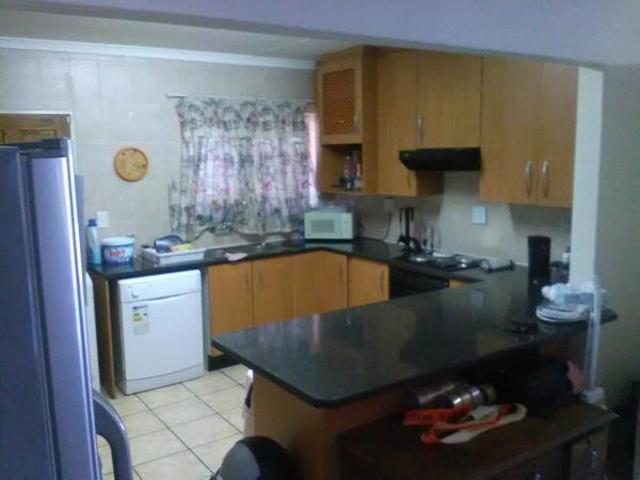 3 Bedroom Townhouse in Ruimsig