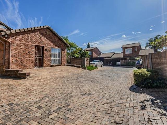 3 Bedroom Townhouse in Radiokop