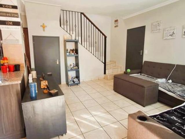 3 Bedroom Townhouse in Raslouw
