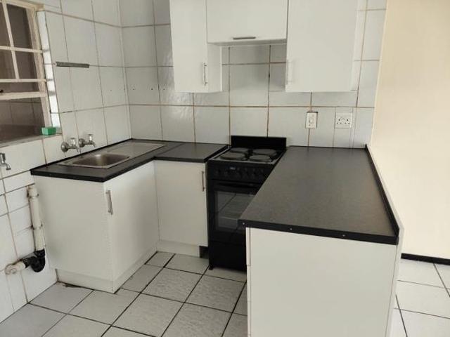 3 Bedroom Townhouse in Ravenswood