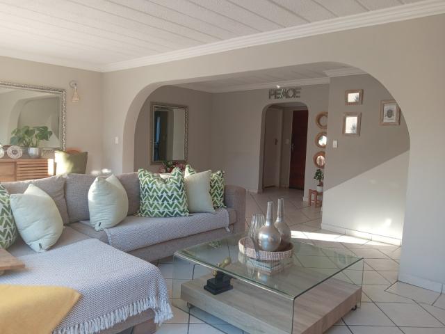 3 Bedroom Townhouse in Rembrandt Park