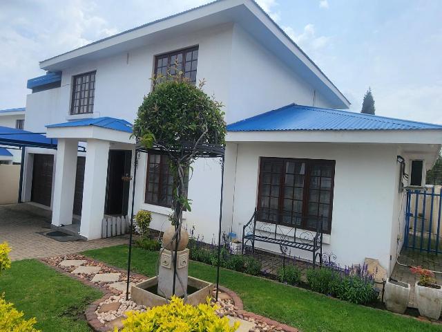 3 Bedroom Townhouse in Reyno Ridge